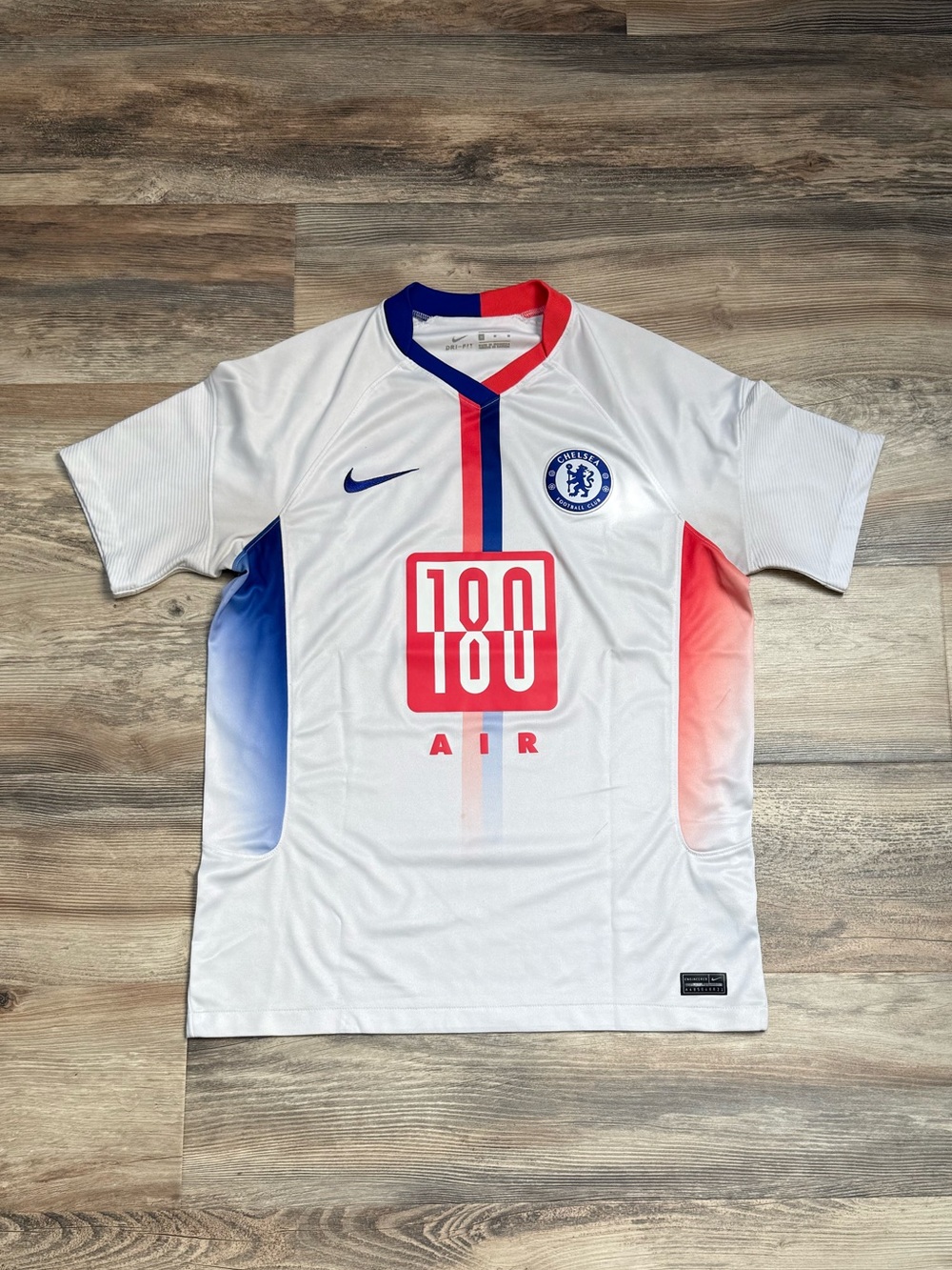 Chelsea FC x Nike Air Max 180 Jersey Medium Dri-FIT Stadium Football Shirt